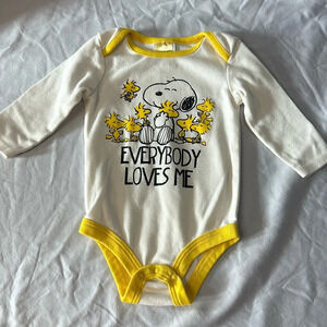 Peanuts - Long sleeve snoopy baby onesie  top. Size 6 months